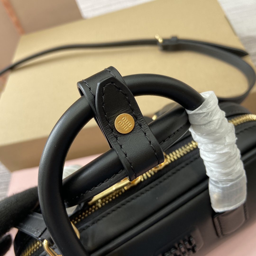 Miu Miu Arcadie Mini Bowling Bag Black Leather Shoulder Bag 19X10X5cm 11 i1744539280 9034 6