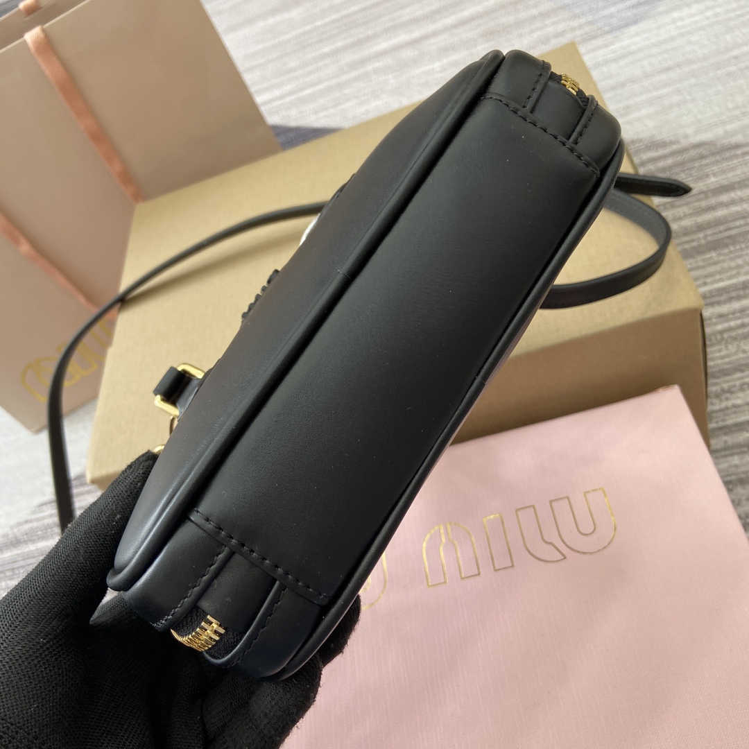 Miu Miu Arcadie Mini Bowling Bag Black Leather Shoulder Bag 19X10X5cm 6 i1744539282 891 0