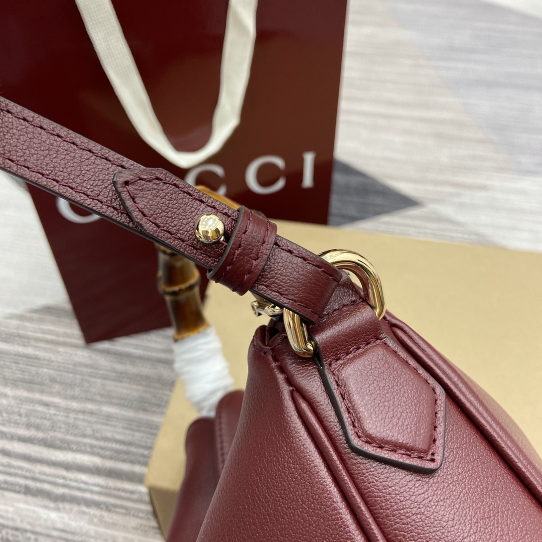 Gucci Diana Small Shoulder Bag with Bamboo Handle - Ancora Red Leather 11 i1744606509 662 0