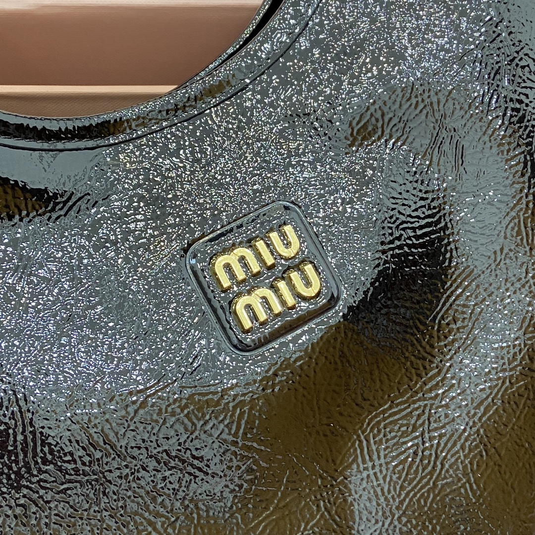 Miu Miu Black Naplak Leather Tote Bag with Metal Logo - Classic Style 7 i1744945572 4042 0