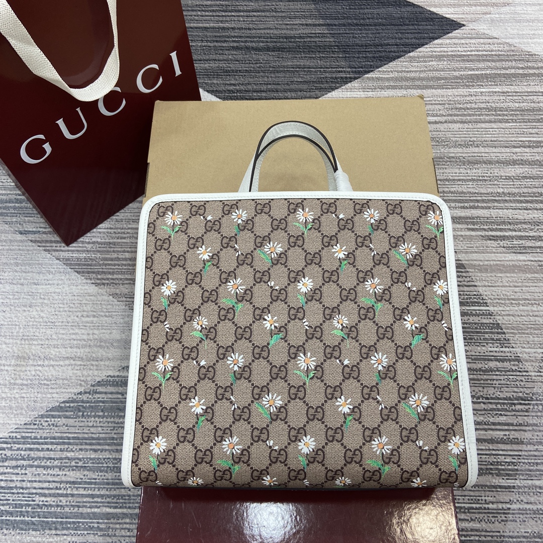 Gucci Beige Supreme Canvas Floral Print Tote Bag 4 i1745153831 8308 0
