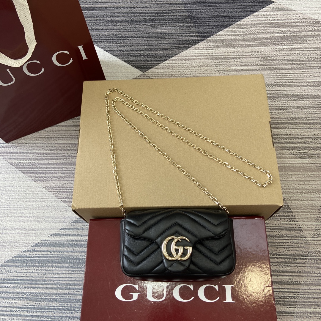 GUCCI GG Marmont série mini sac accessoires double G bandoulière chaîne facettée cuir souple logo archive vert vif tout cuir - qualité supérieure
