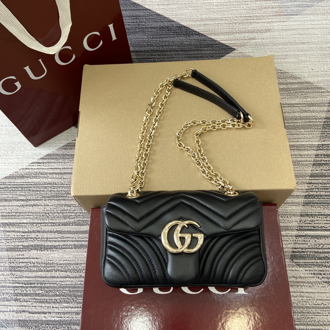 GUCCI GG Marmont Series Shoulder Bag Double G Hardware Faceted Chain Strap Soft Leather Bright Green Full Leather - Top Quality