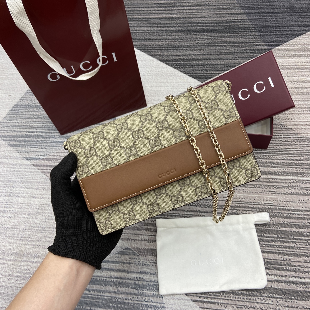 GUCCI ланцужковы кашалёк наплечны мяшок карычневая гладкая скура GG Supreme