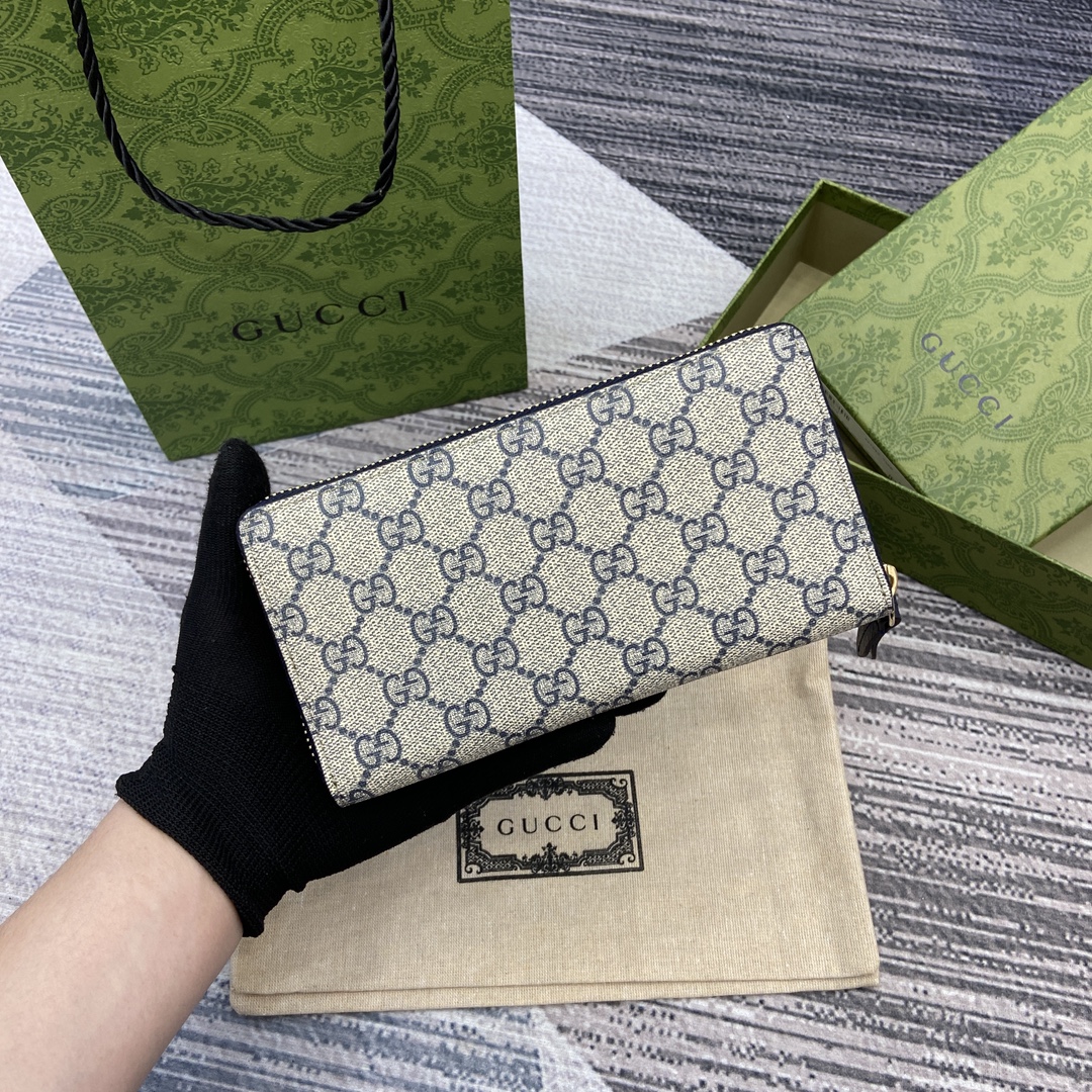 Gucci Marmont Blue Supreme Canvas Wallet with Double G Hardware 2 i1748688839 6386 0