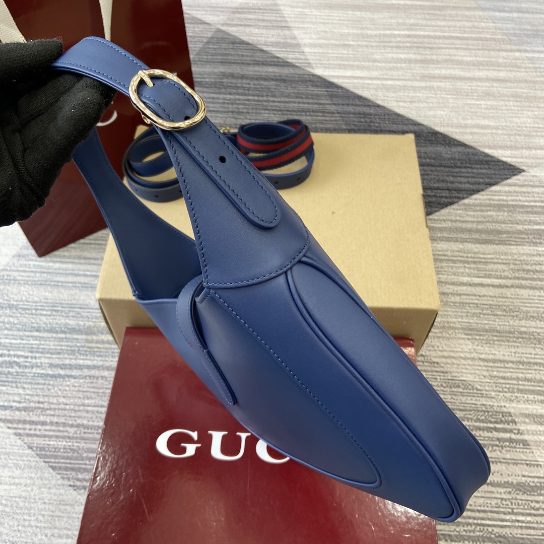 Gucci Jackie 1961 Medium Shoulder Bag in Deep Blue Leather 4 i1748688969 3097 0