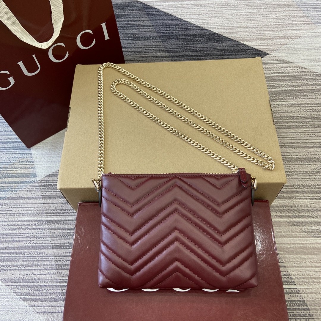 Gucci Marmont Red Leather Chain Wallet, 21cm x 15cm x 3.5cm, Model 837742 4 i1750672839 355 7