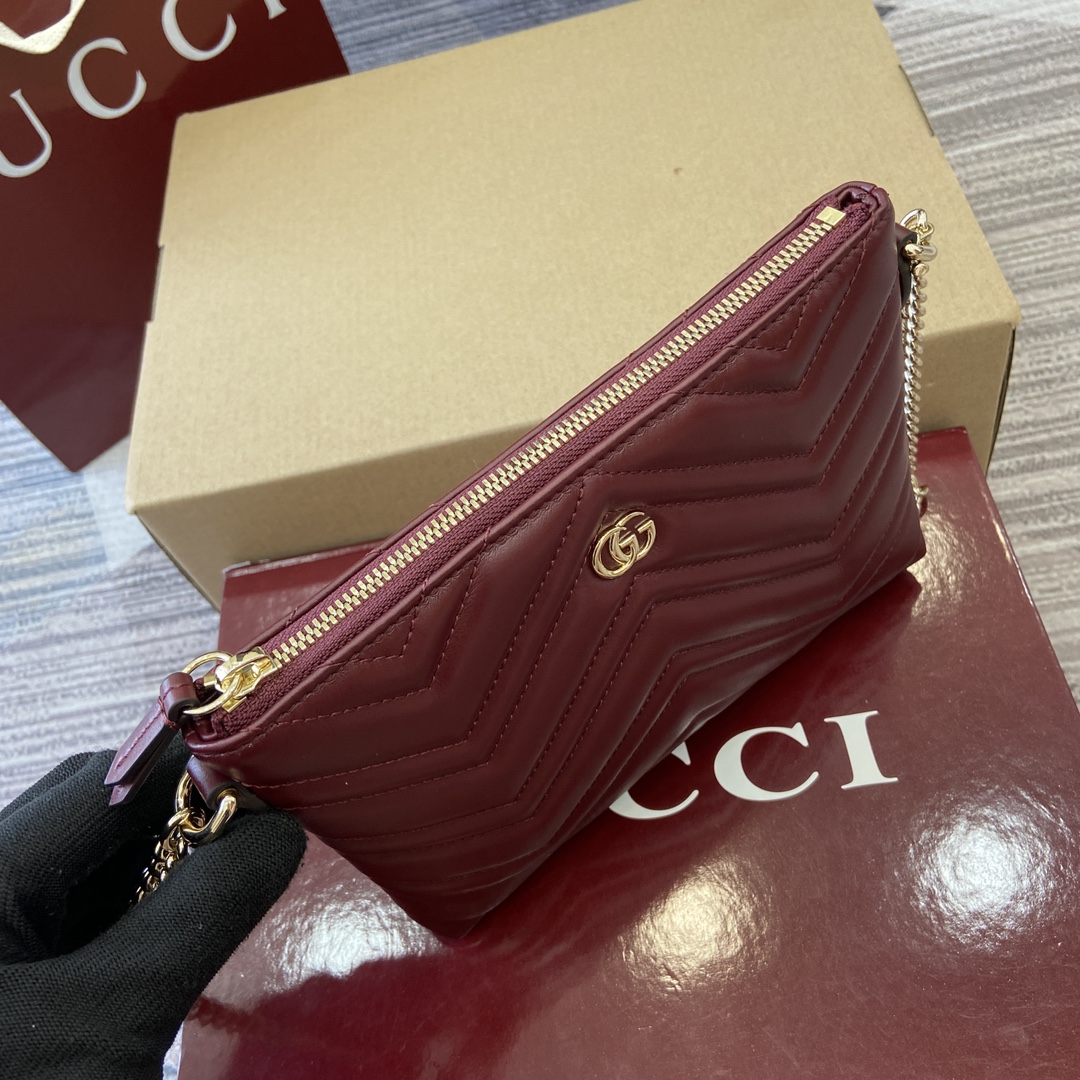 Gucci Marmont Red Leather Chain Wallet, 21cm x 15cm x 3.5cm, Model 837742 6 i1750672839 830 4