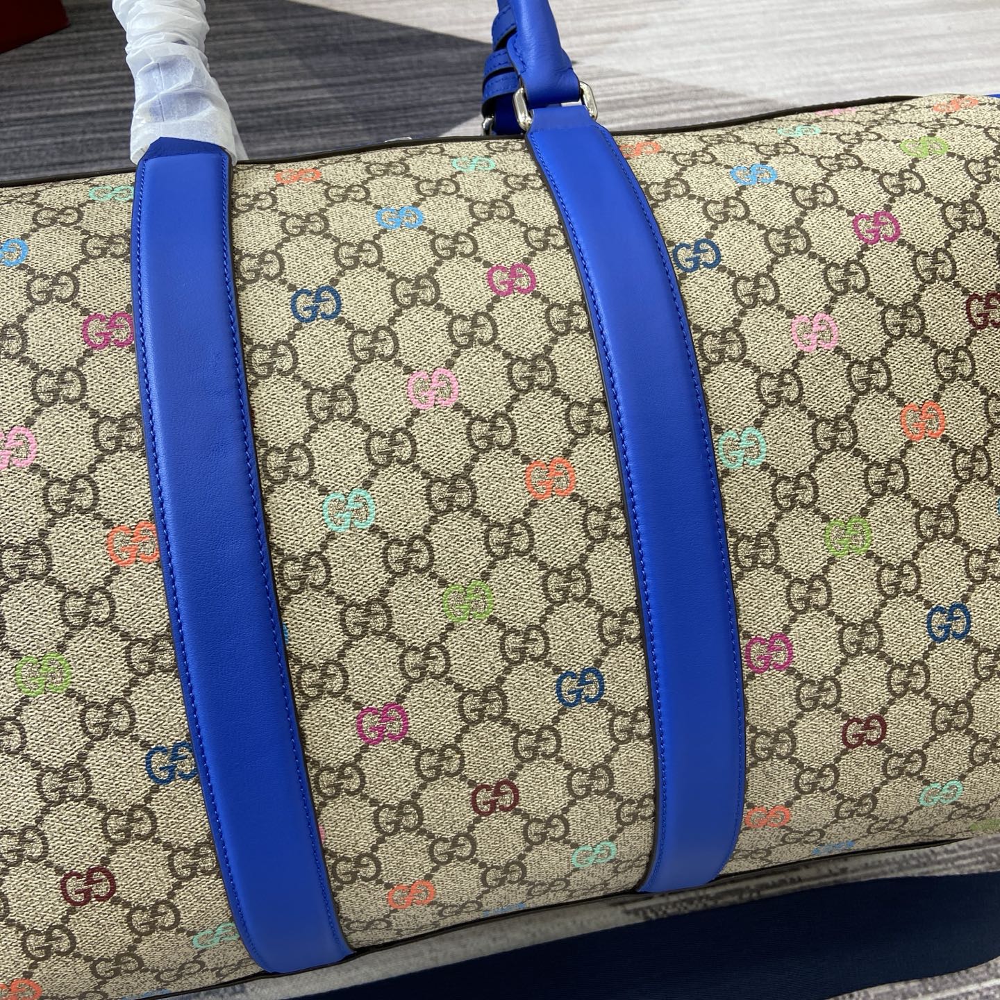 Gucci Beige/Brown Monogram Multicolor Print Duffle Bag, 45cm x 30cm x 24.5cm 13 i1752561896240 5185 0 2