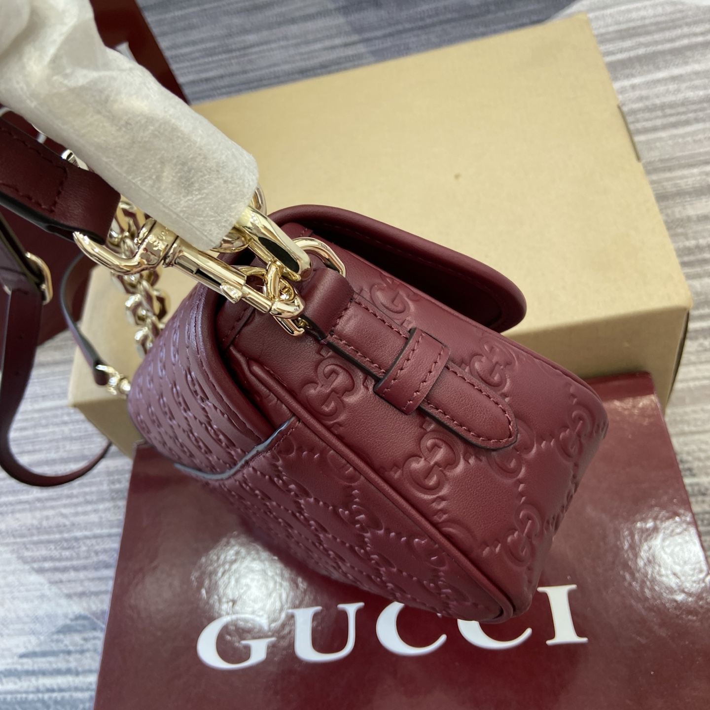 Gucci Emblem Red Leather Shoulder Bag with Chain Strap - Style 847448 4 i1753426790527 1502 0 2