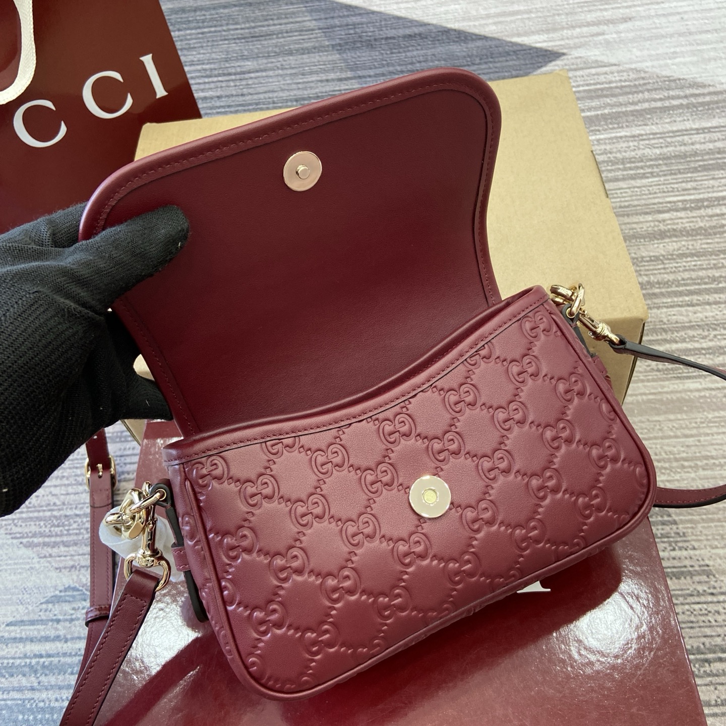 Gucci Emblem Red Leather Shoulder Bag with Chain Strap - Style 847448 10 i1753426792464 9487 0 8