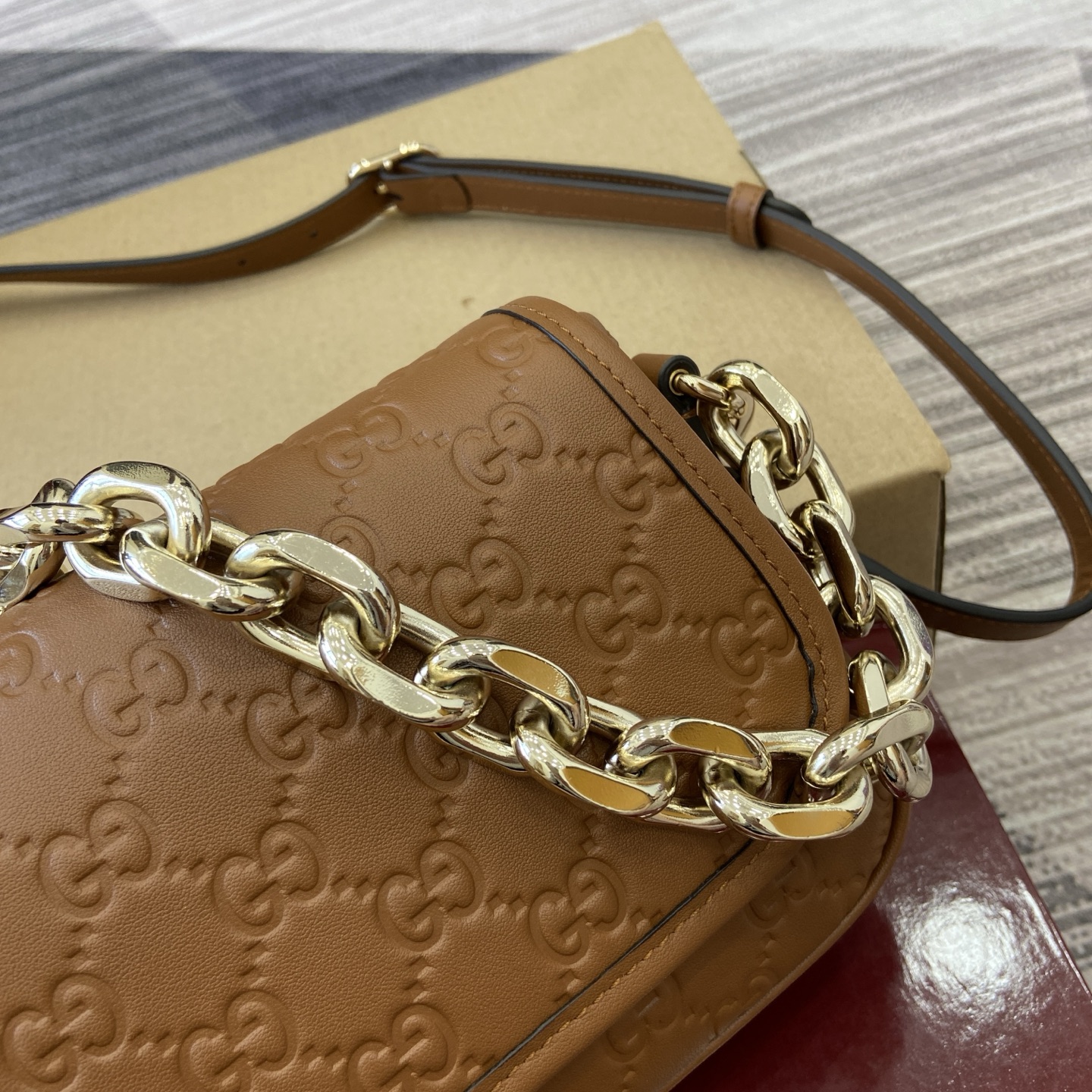 Gucci Emblem Brown Embossed Leather Chain Shoulder Bag, 20.5cm 12 i1753426802269 8364 0 5