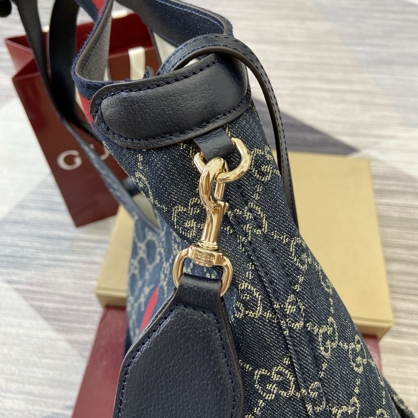 Gucci Giglio Denim Tote Bag with Detachable Pouch - Blue, 50x47x14cm 6 i1753854037582 5983 0 3