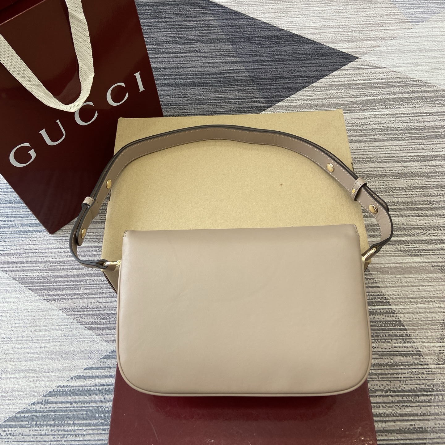 Gucci Horsebit 1955 Small Shoulder Bag in Taupe Leather with Gold Hardware 4 i1753854159265 6168 0 1