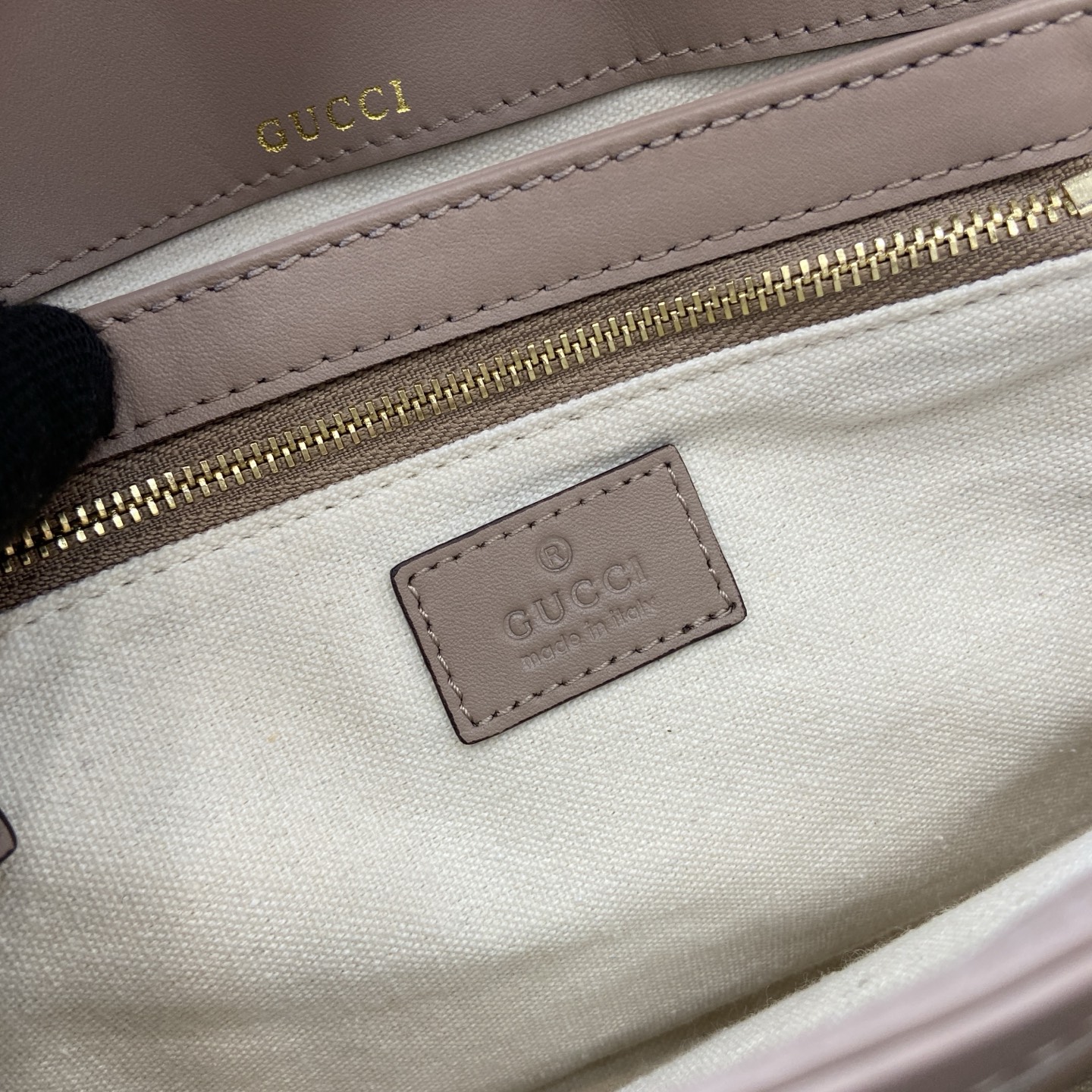 Gucci Horsebit 1955 Small Shoulder Bag in Taupe Leather with Gold Hardware 12 i1753854159378 5169 0 10