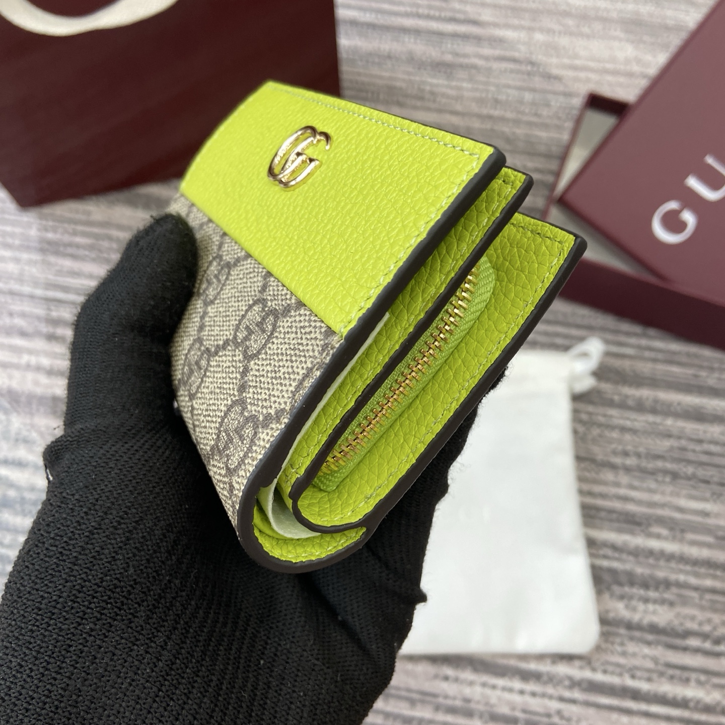 Gucci Marmont Beige and Green Supreme Canvas Card Case Wallet 6 i1754118763789 8199 0 4