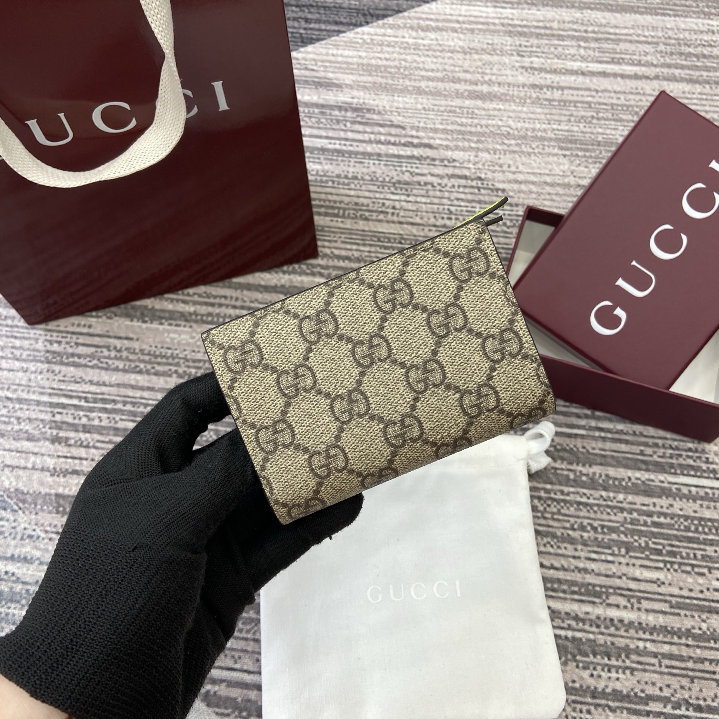 Gucci Marmont Beige and Green Supreme Canvas Card Case Wallet 3 i1754118765809 7800 0 1
