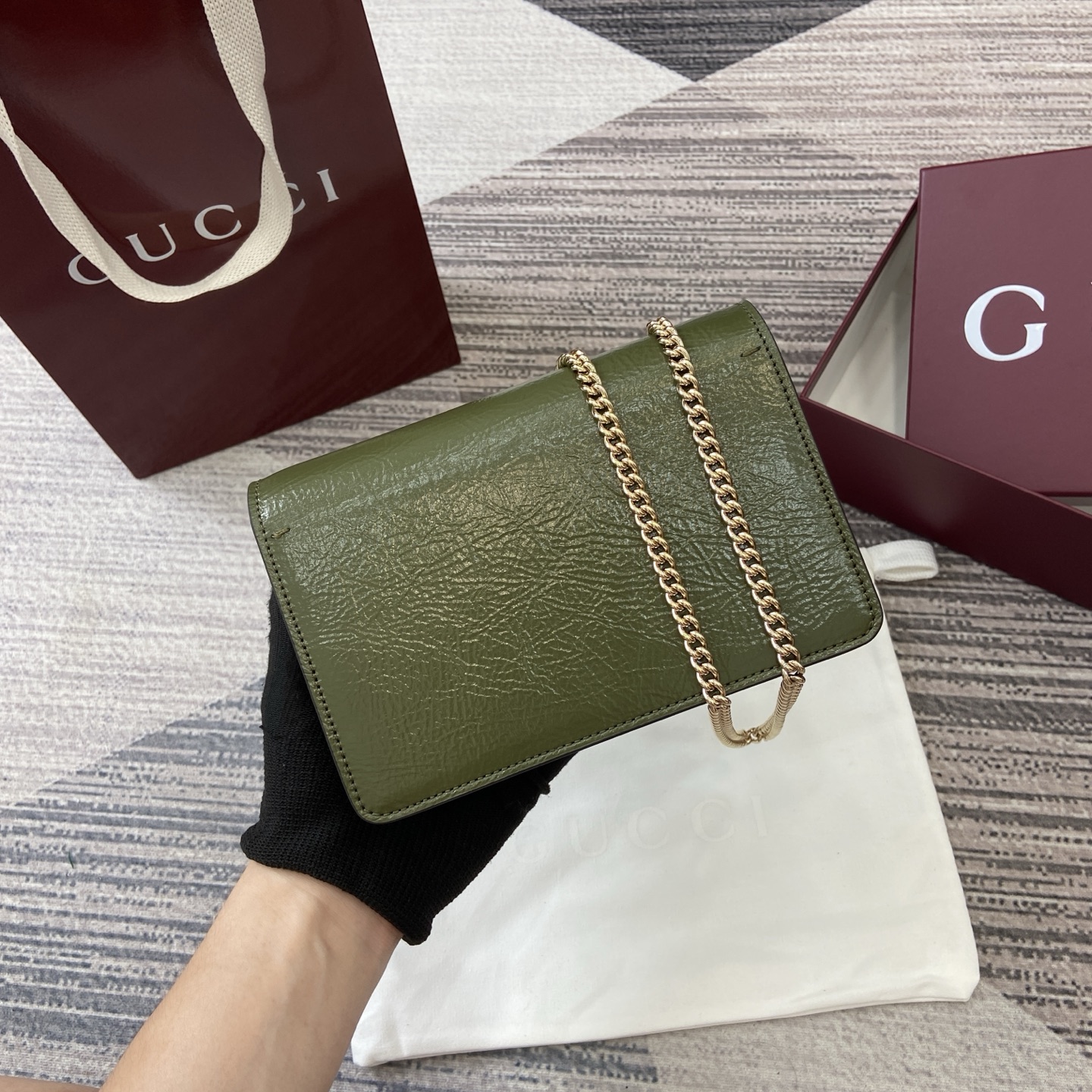 Gucci Dionysus Mini Green Leather Shoulder Bag with Chain Strap 3 i1754118832218 4267 0 1