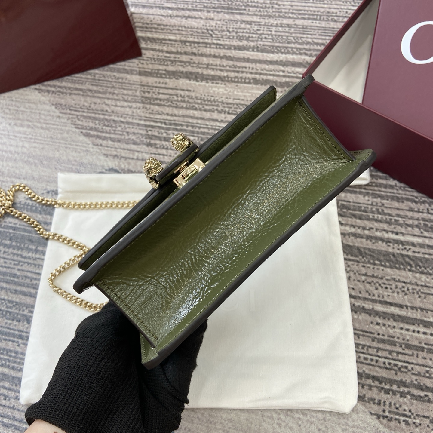 Gucci Dionysus Mini Green Leather Shoulder Bag with Chain Strap 5 i1754118833811 2624 0 3