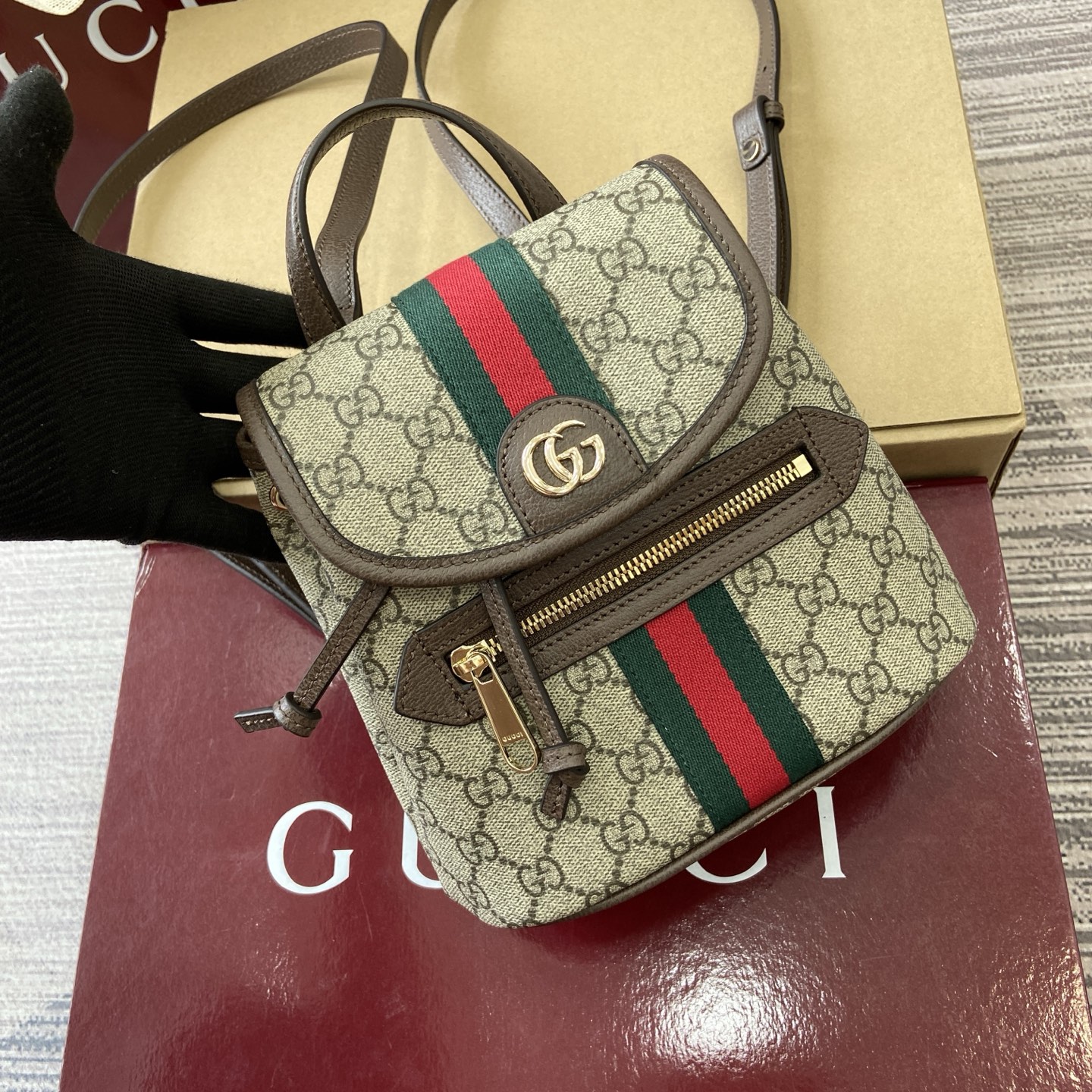 Gucci Ophidia GG Supreme Mini Backpack Beige/Brown, 19.5cm x 20cm x 12.5cm 2 i1754118935357 8621 0 5