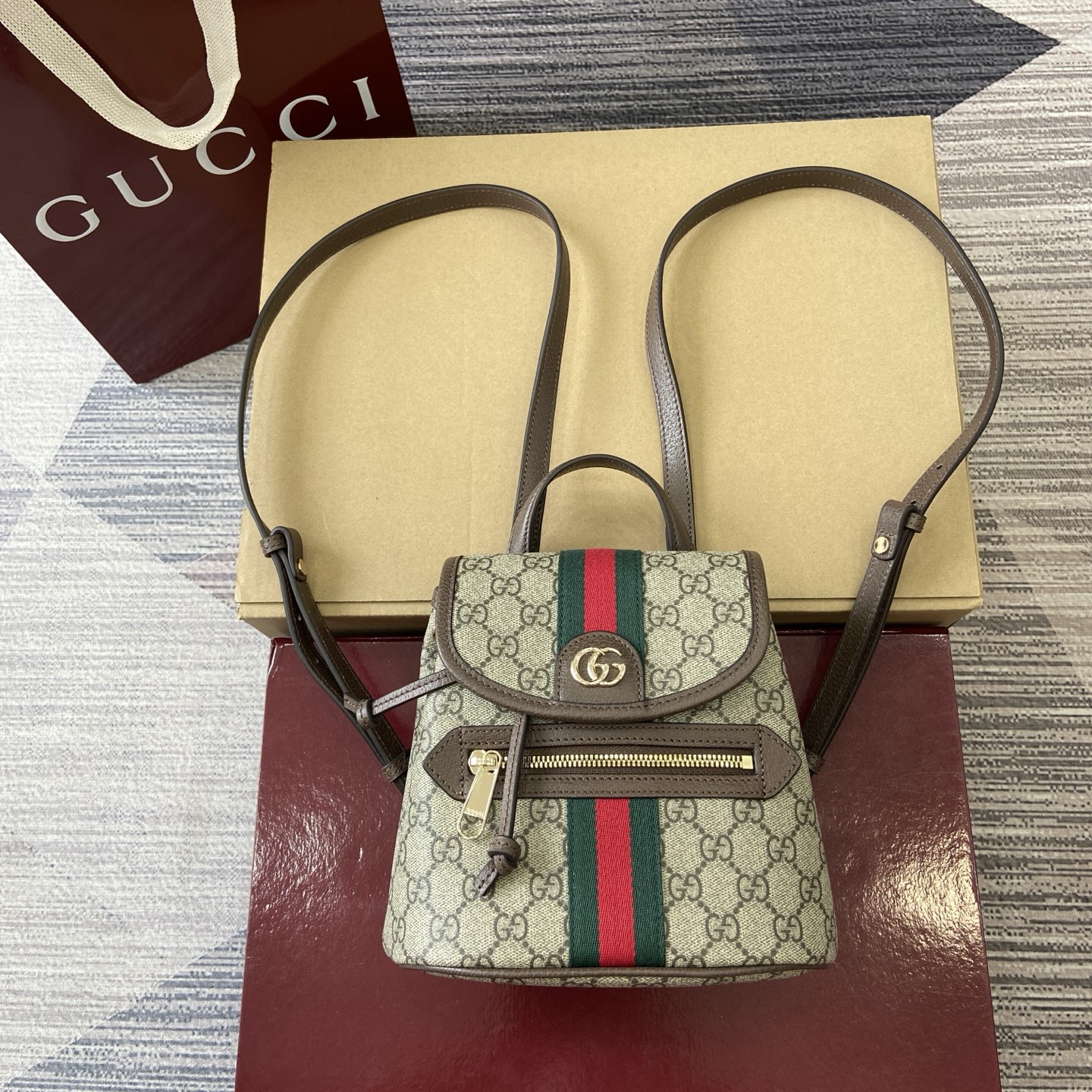 Gucci Ophidia GG Supreme Mini Backpack Beige/Brown, 19.5cm x 20cm x 12.5cm 3 i1754118938309 5027 0 0