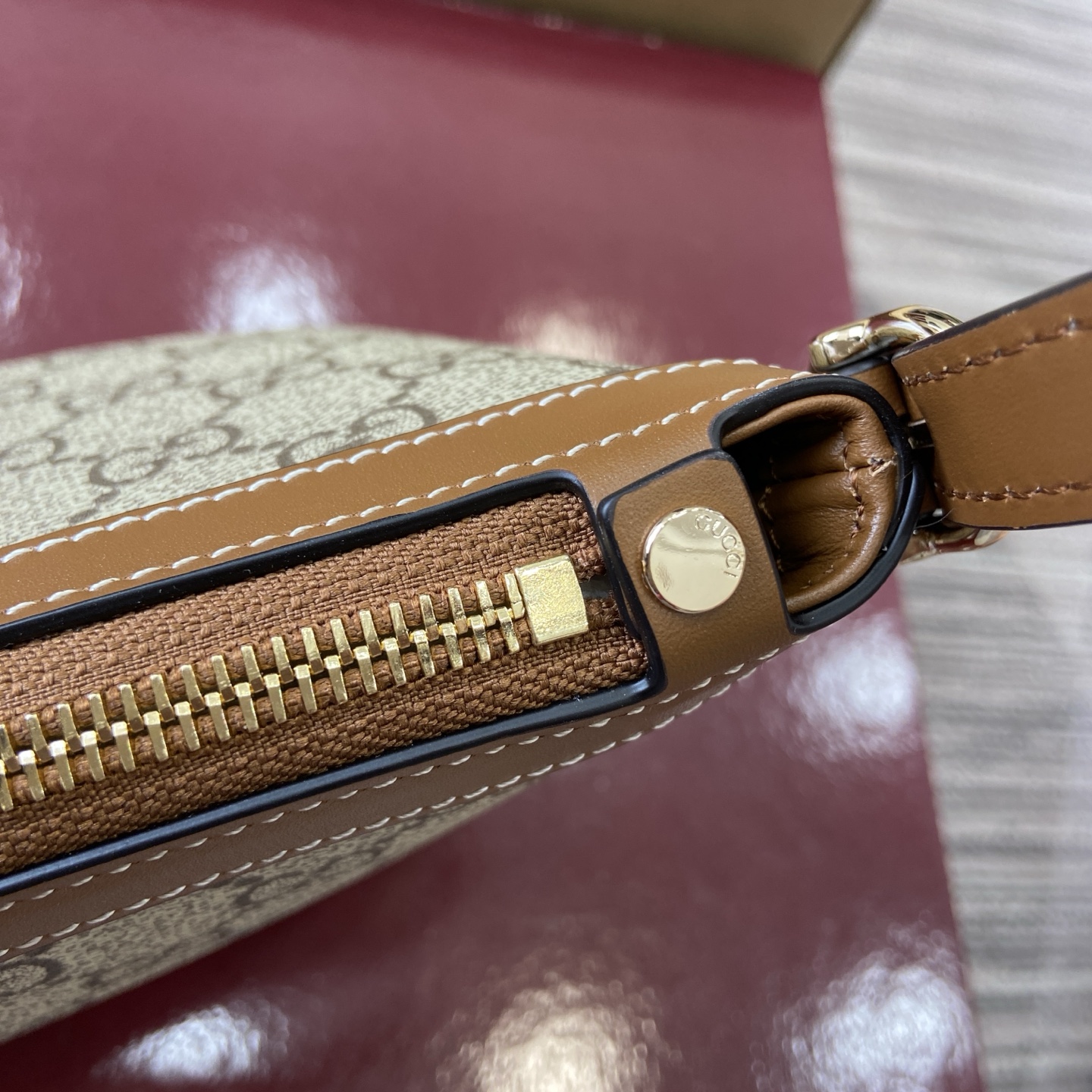 Gucci Emblem Embossed Leather Shoulder Bag - Brown 13 i1754119009960 6444 0 10