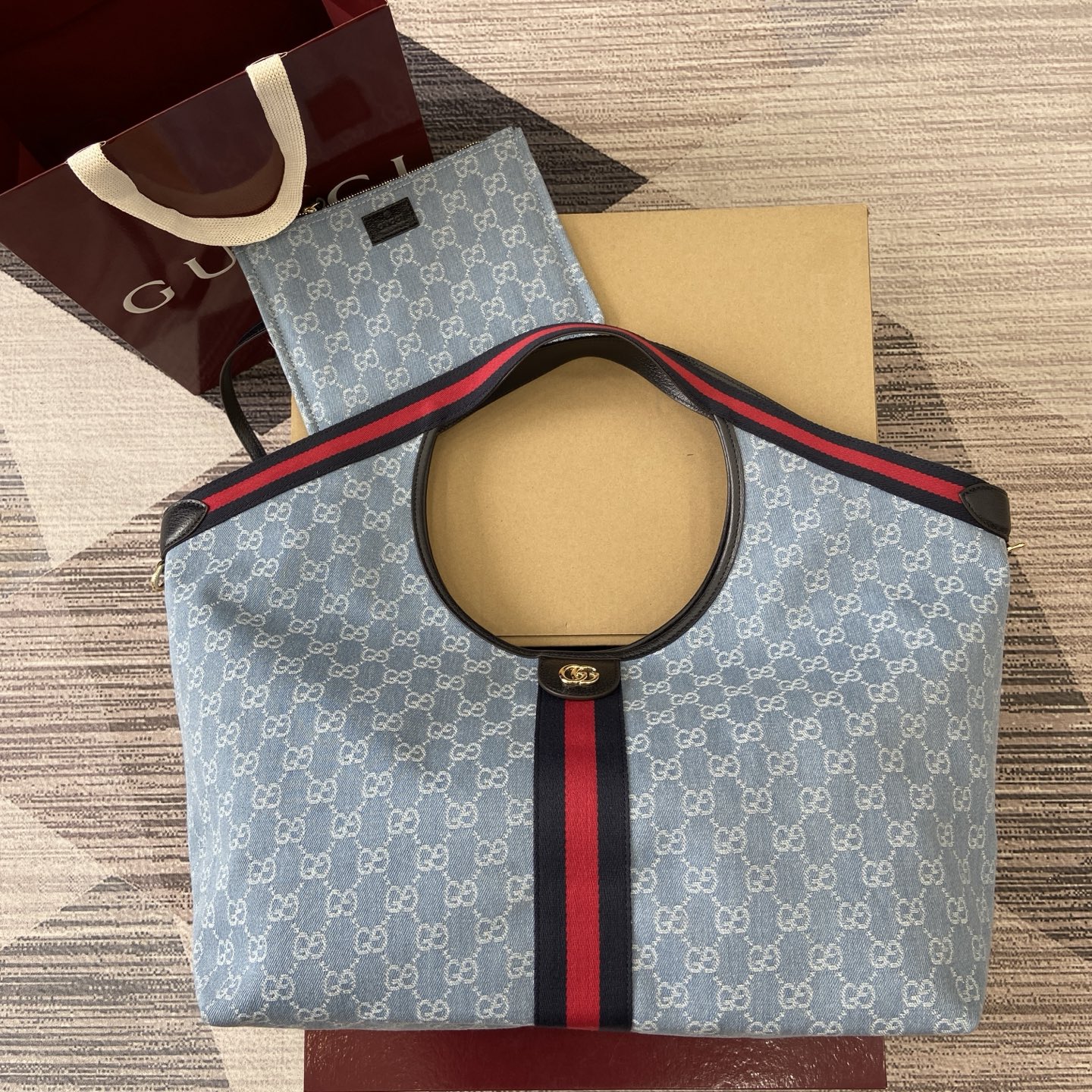 Gucci Giglio Denim Tote Bag with Removable Pouch - Blue/White 2 i1755849005140 430 0 0