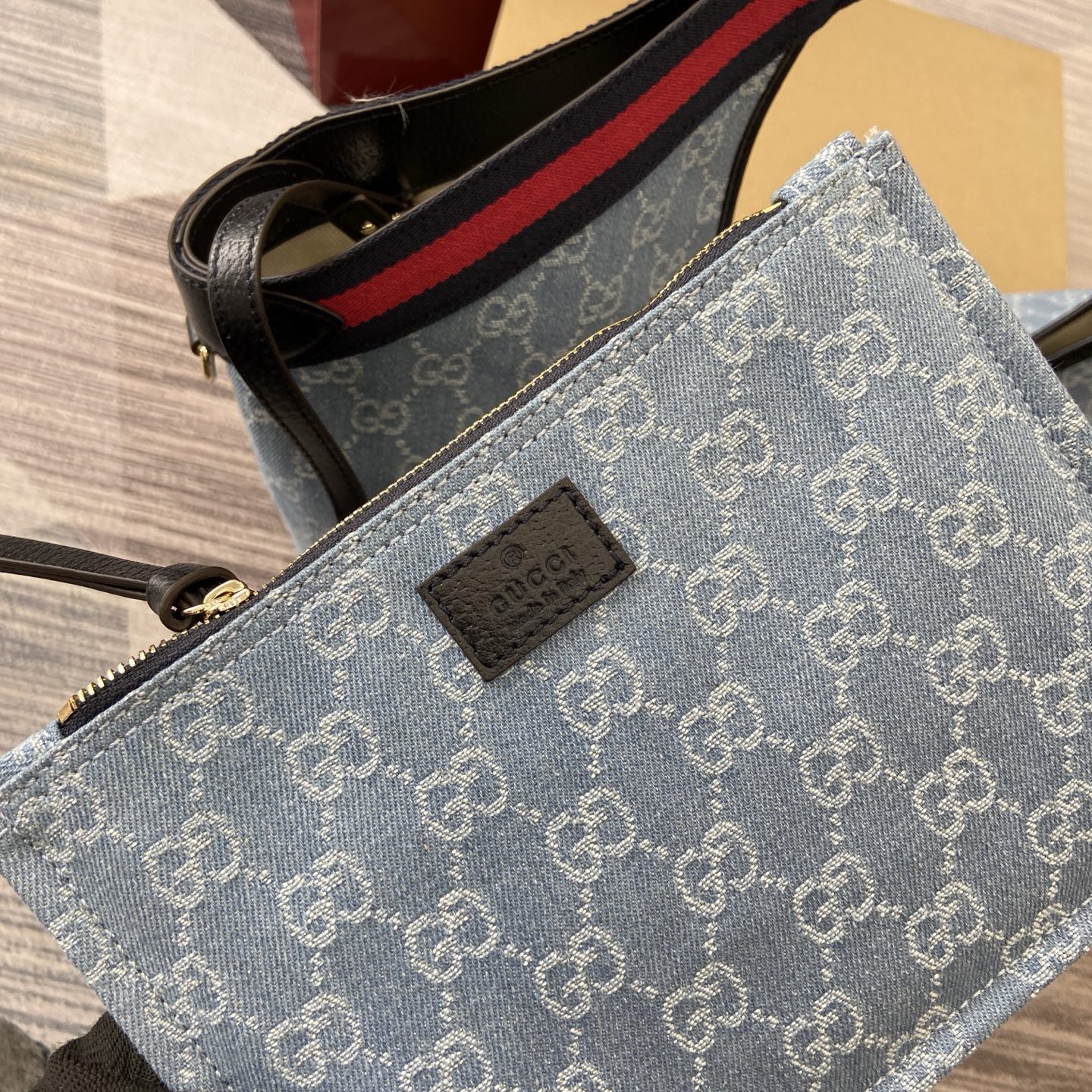 Gucci Giglio Denim Tote Bag with Removable Pouch - Blue/White 11 i1755849011182 1408 0 7