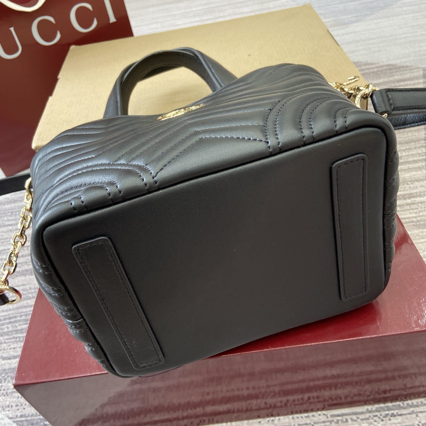 Gucci Marmont Black Leather Tote Bag with Chain Strap - Stylish & Versatile 8 i1755849169763 7687 0 9