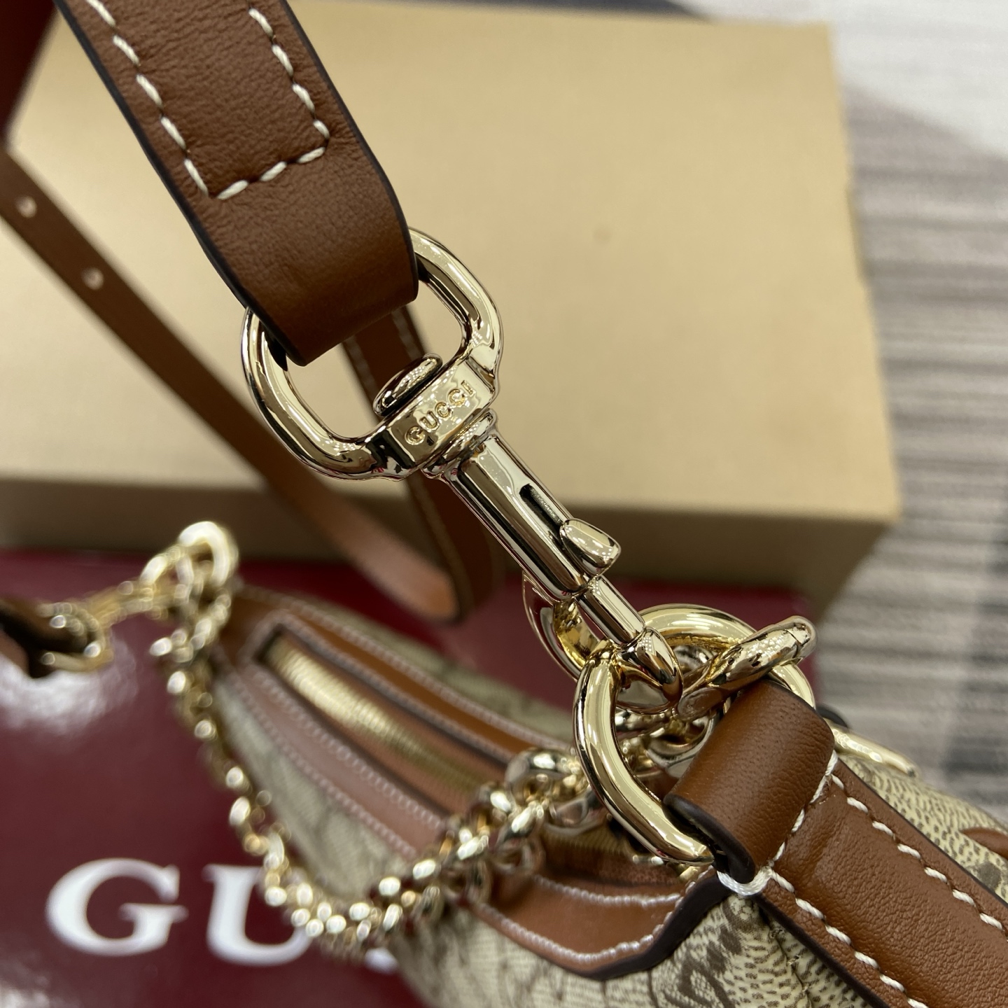 Gucci Emblem Shoulder Bag Beige and Dark Brown GG Coated Canvas, 24cm 4 i1755849306546 3267 0 2