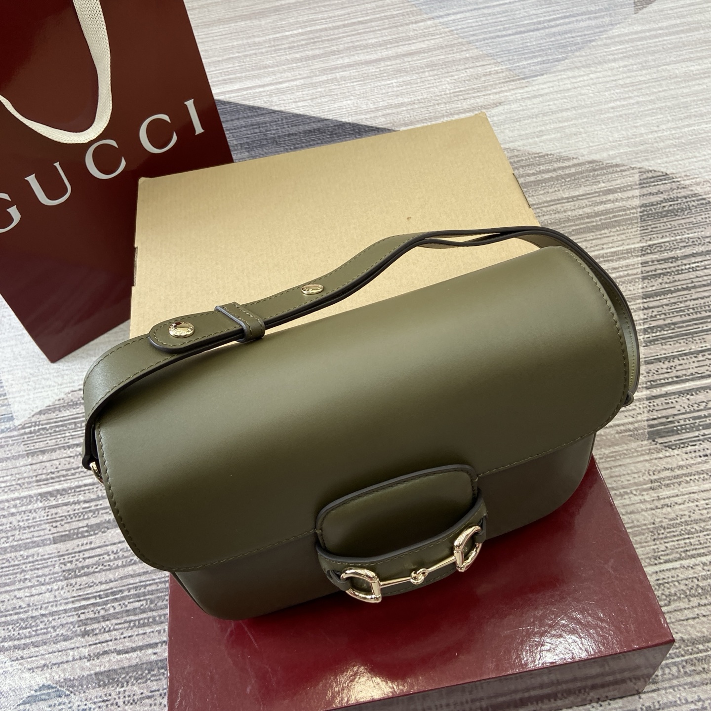 Gucci Horsebit 1955 Small Shoulder Bag - Forest Green Leather, Gold-Tone Hardware 4 i1755849348223 551 0 3
