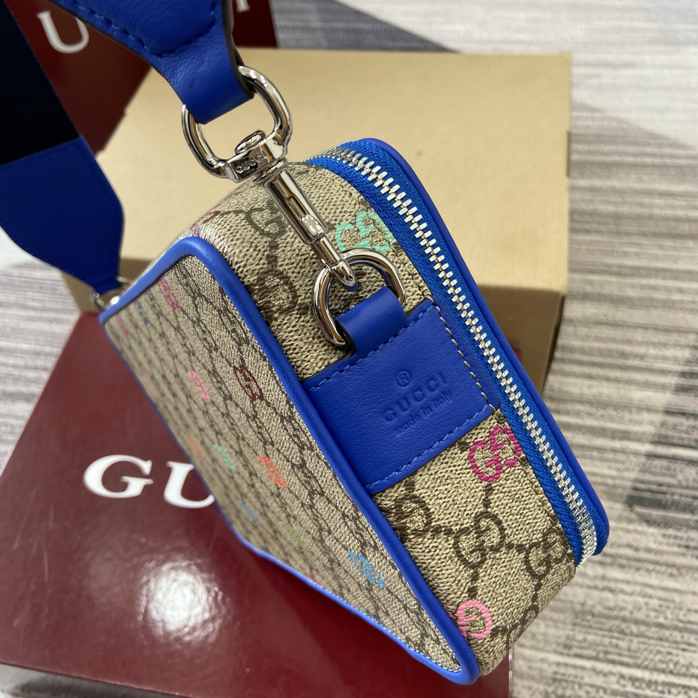 Gucci Mini Shoulder Bag Multicolor Print GG Coated Canvas Blue Leather Trim 5 i1755849370999 9974 0 2