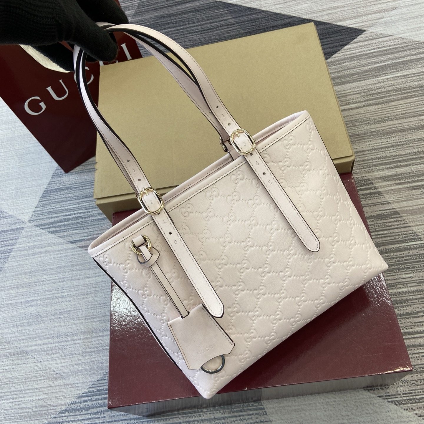 Gucci Emblem Embossed Leather Tote Bag, Light Pink, 25cm, Adjustable Strap 2 i1756271391024 1229 0 5
