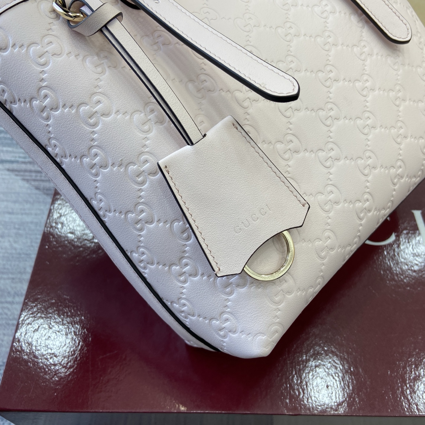 Gucci Emblem Embossed Leather Tote Bag, Light Pink, 25cm, Adjustable Strap 8 i1756271391041 6544 0 7