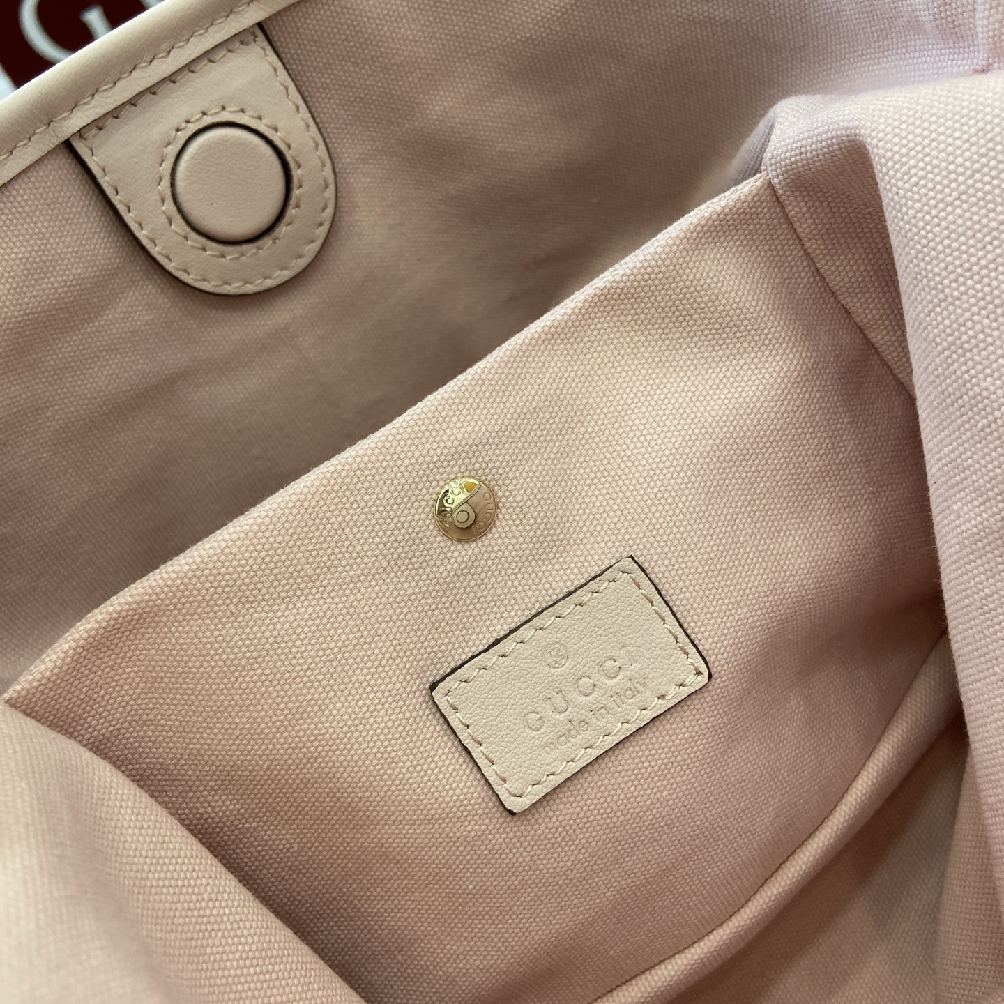 Gucci Emblem Embossed Leather Bucket Bag with Adjustable Strap, Light Pink 10 i1756271410812 1191 0 9