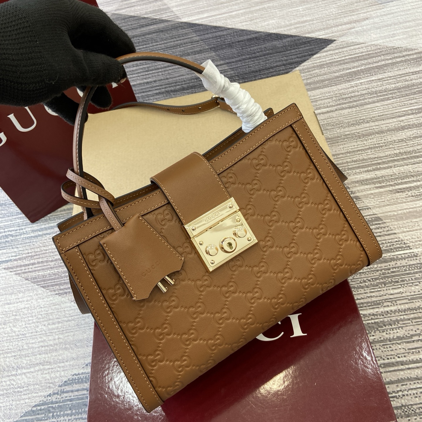 Gucci Padlock Embossed Leather Top Handle Bag - Brown, 25.5 cm 2 i1756271595322 7116 0 4