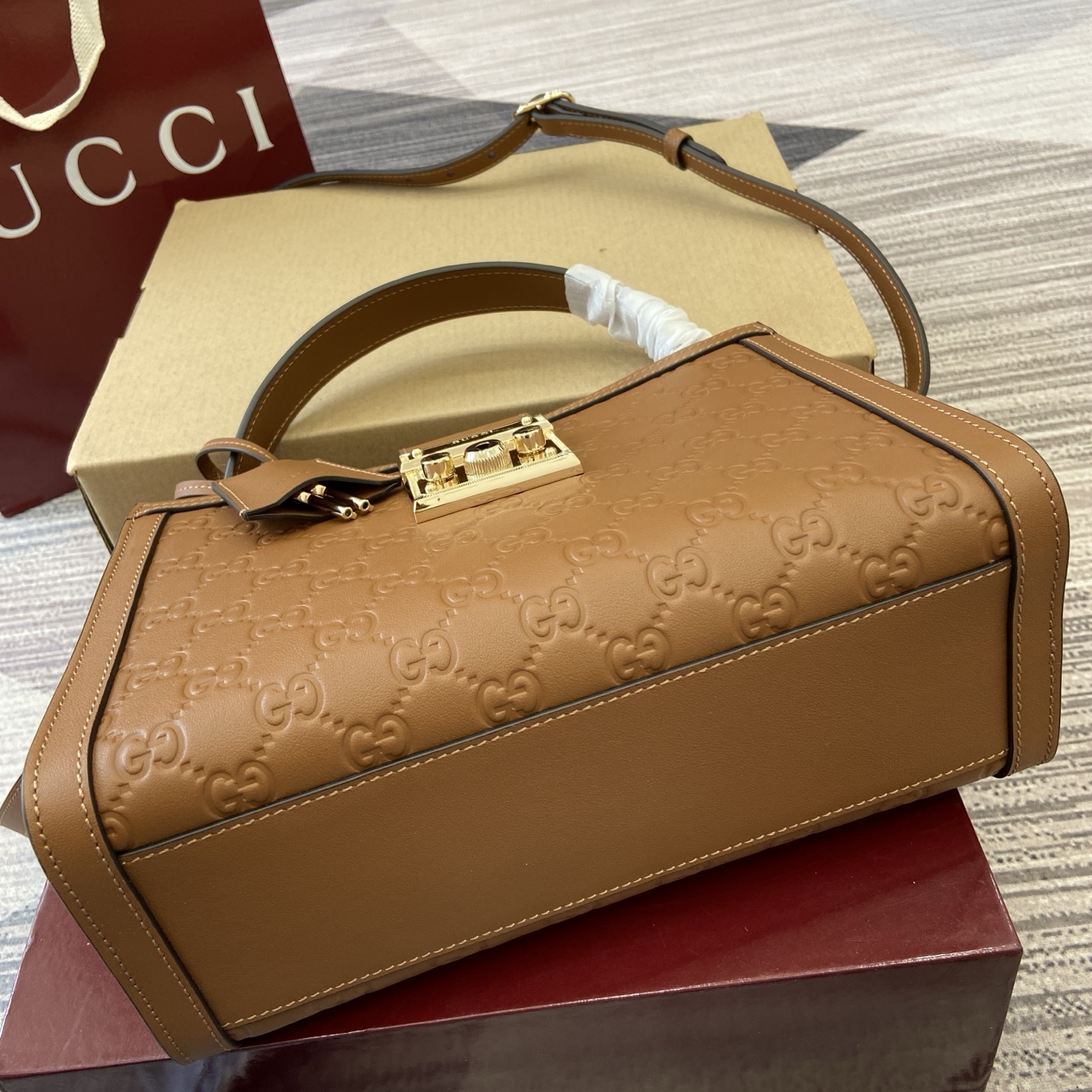 Gucci Padlock Embossed Leather Top Handle Bag - Brown, 25.5 cm 9 i1756271595439 7813 0 7