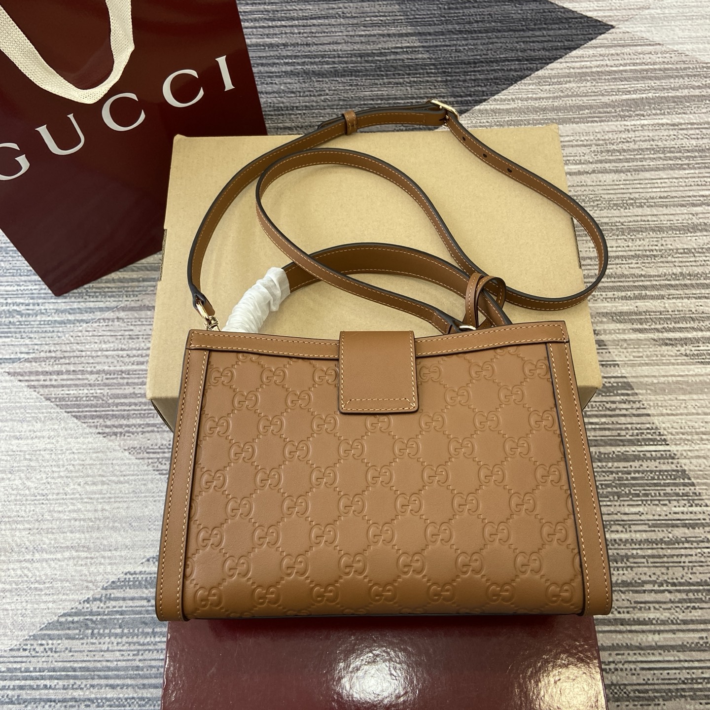 Gucci Padlock Embossed Leather Top Handle Bag - Brown, 25.5 cm 4 i1756271597484 8278 0 1