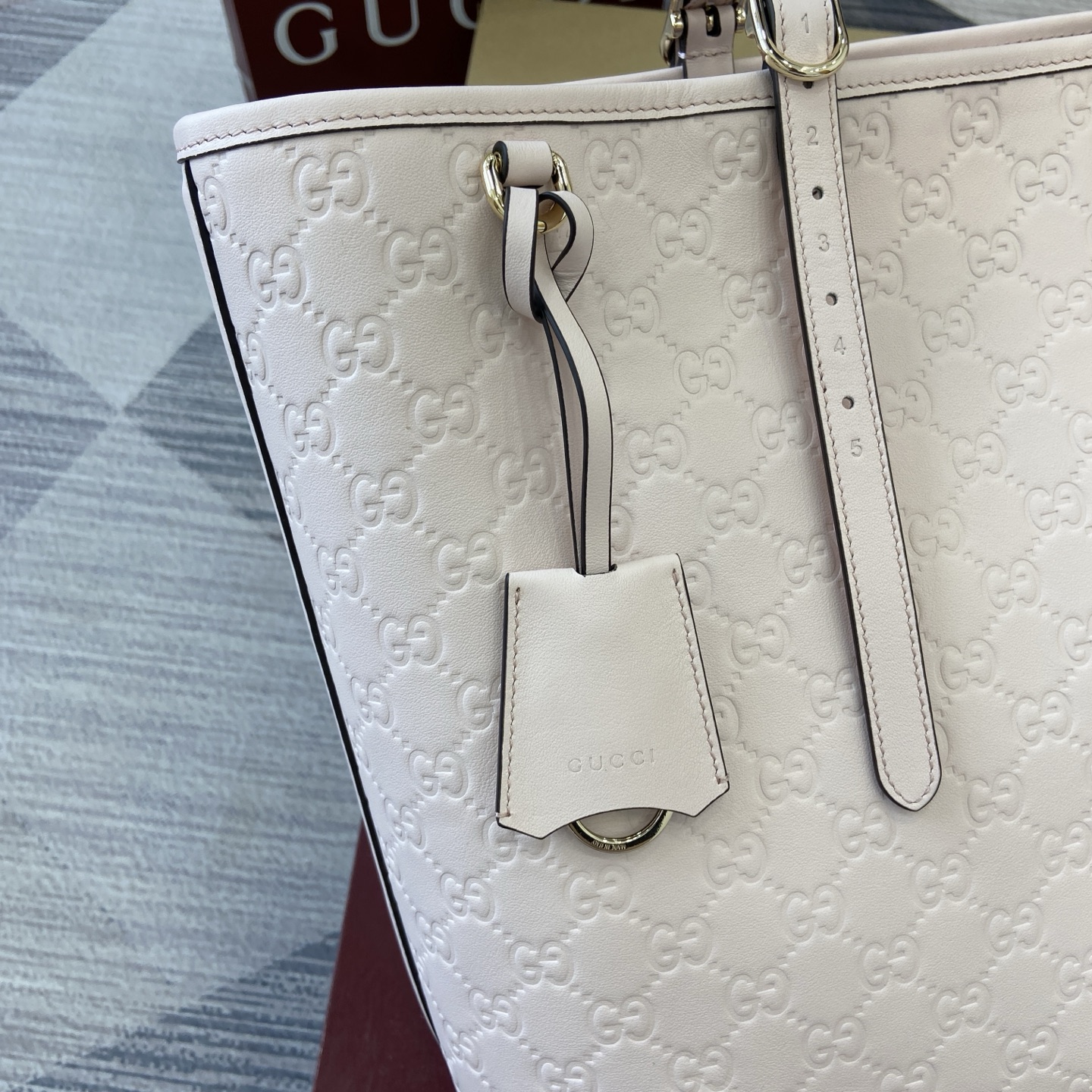 Gucci Emblem Embossed Leather Tote Bag, 37cm, Light Pink, Gold-tone hardware 8 i1756529639328 3513 0 6