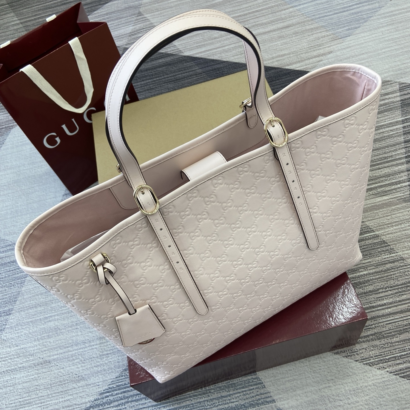 Gucci Emblem Embossed Leather Tote Bag, 37cm, Light Pink, Gold-tone hardware 6 i1756529642045 8483 0 3
