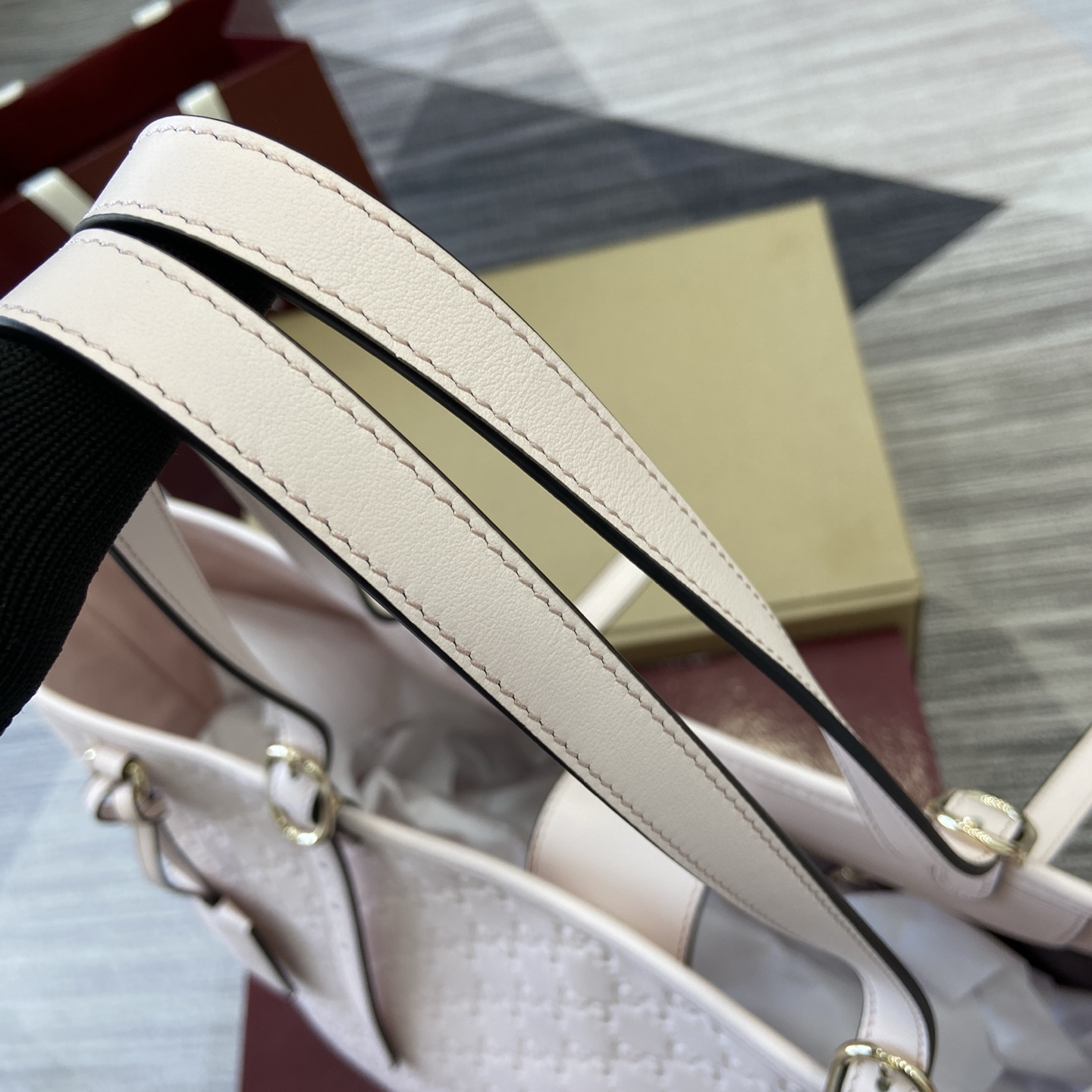 Gucci Emblem Embossed Leather Tote Bag, 37cm, Light Pink, Gold-tone hardware 11 i1756529642259 9015 0 8