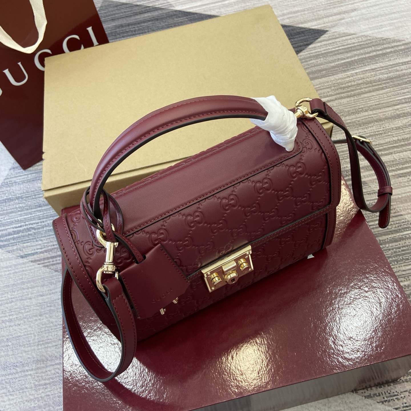 Gucci Padlock Embossed Leather Top Handle Bag - Ancora Red, 26 cm 12 i1756529835059 2528 0 3