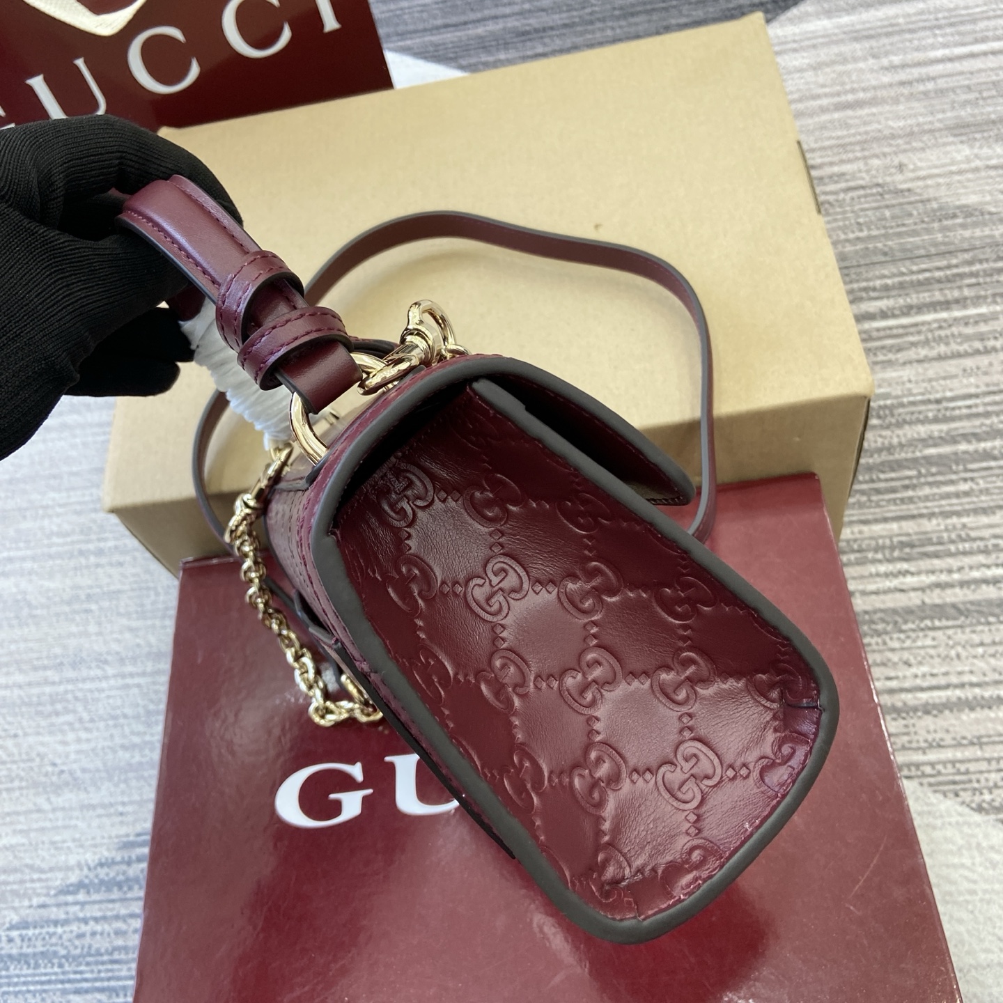 Gucci Padlock Mini Bag, Ankara Red GG Embossed Leather Top Handle Satchel 4 i1756625904379 8550 0 2