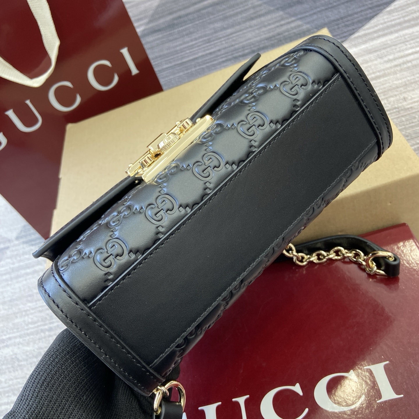 Gucci Padlock Embossed Leather Shoulder Bag with Gold-Tone Hardware, Black 7 i1756625911608 2989 0 7