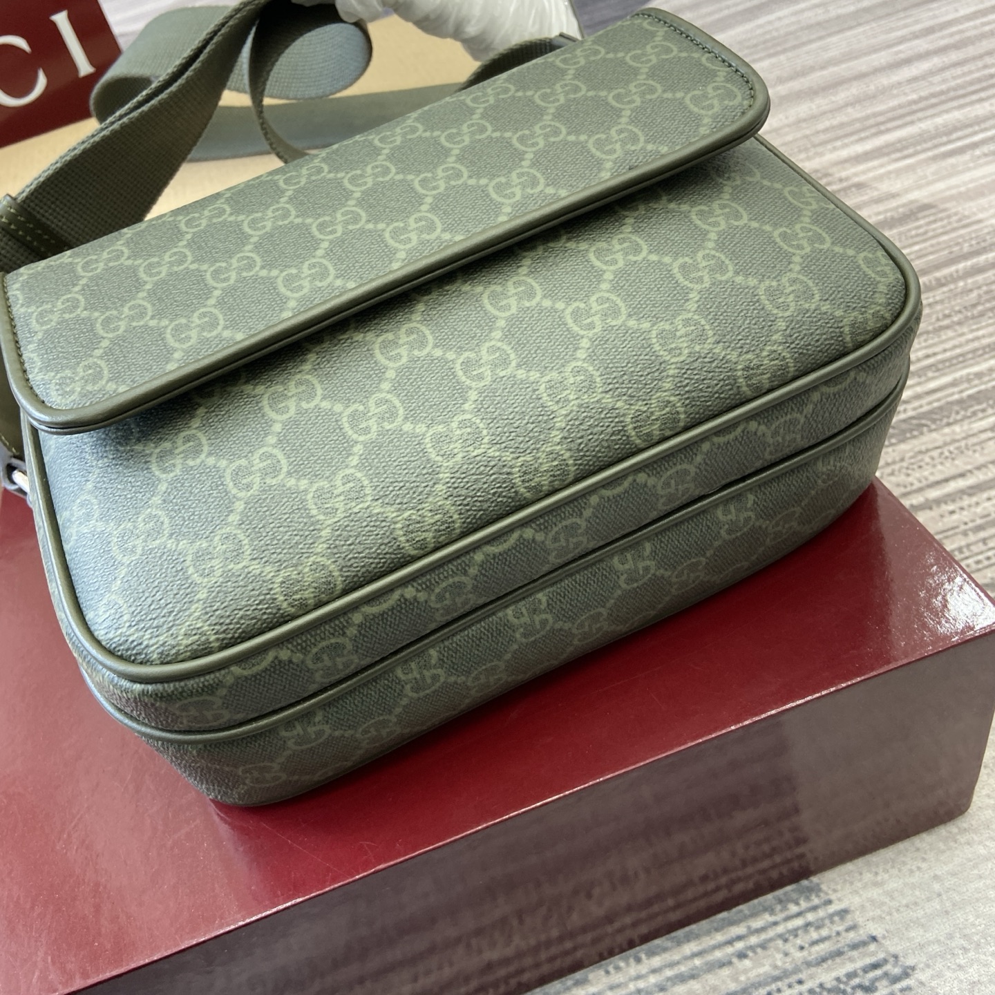 Gucci Small Messenger Bag Green GG Coated Canvas Adjustable Strap 7 i1756625933765 2218 0 6