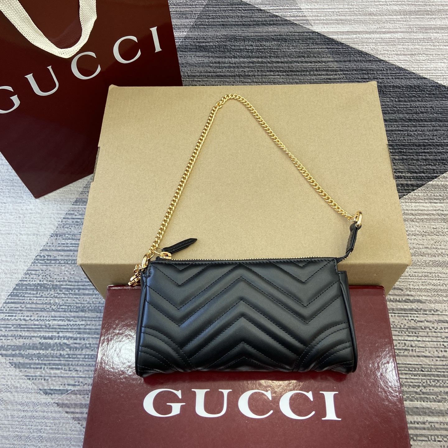Gucci Marmont Small Shoulder Bag - Signature Style & Timeless Elegance 2 i1756786212165 5196 0 0