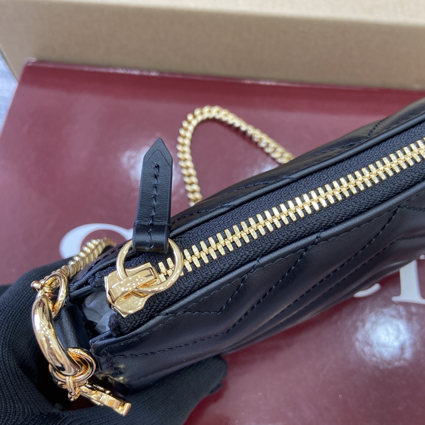 Gucci Marmont Small Shoulder Bag - Signature Style & Timeless Elegance 11 i1756786213523 8744 0 7
