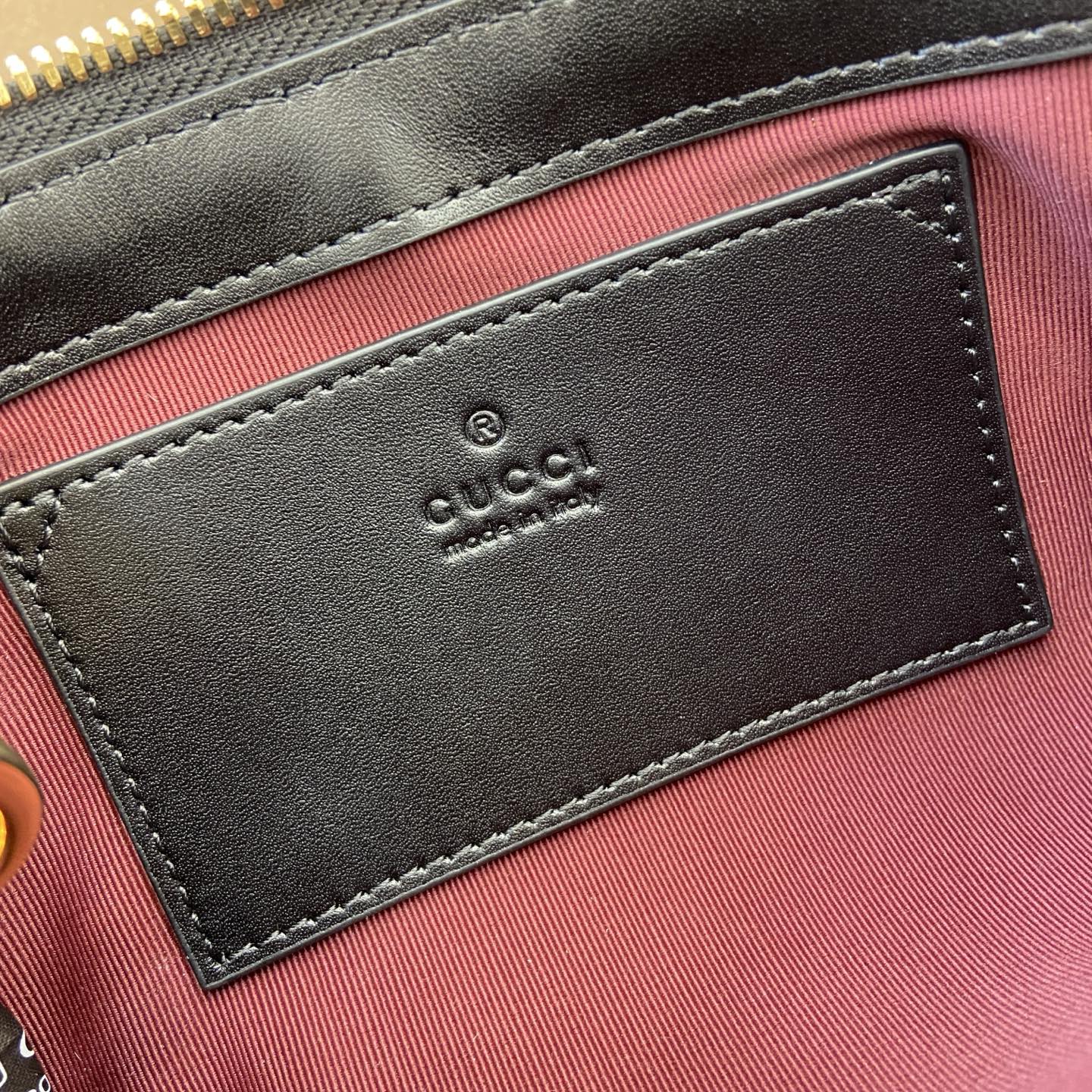 Gucci Marmont Small Shoulder Bag - Signature Style & Timeless Elegance 10 i1756786213561 5709 0 11