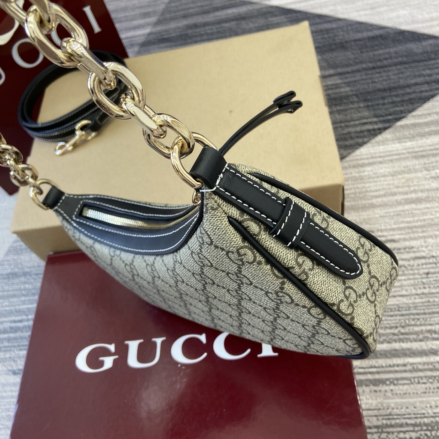 Gucci Emblem Beige and Brown Coated Fabric Shoulder Bag with Chain Strap 12 i1756786239553 6219 0 2