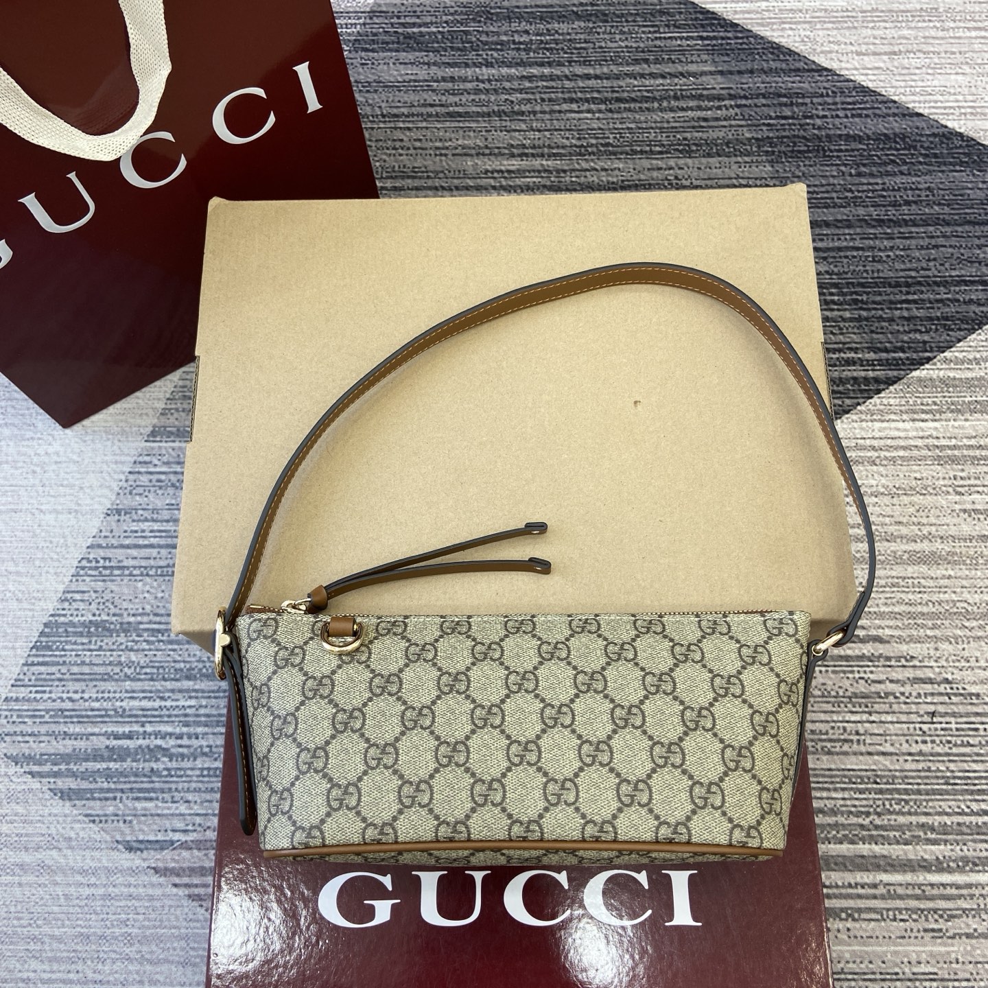 Gucci Emblem Small Shoulder Bag Beige and Dark Brown GG Supreme Canvas 3 i1756786260464 653 0 0
